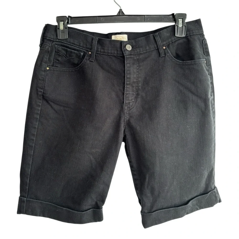 Levi's 515 Bermuda Shorts Womens Size 14 Black Denim Rhinestone Pockets Stretch